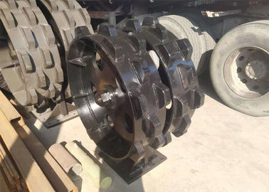 600mm Width Excavator Compaction Wheel 900mm Drum Diameter One Bracket Black
